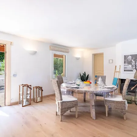 Villa Aurval By Interhome