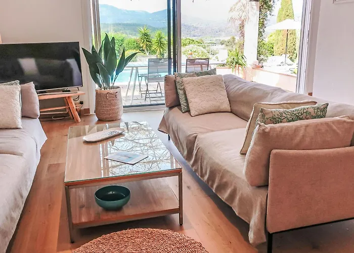 Aurval By Interhome